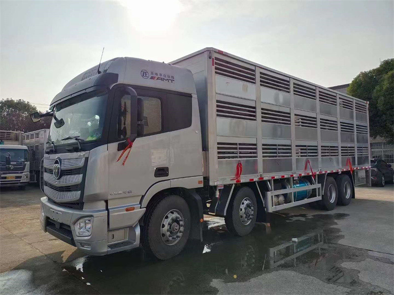 福田歐曼470自動(dòng)擋畜禽運(yùn)輸車