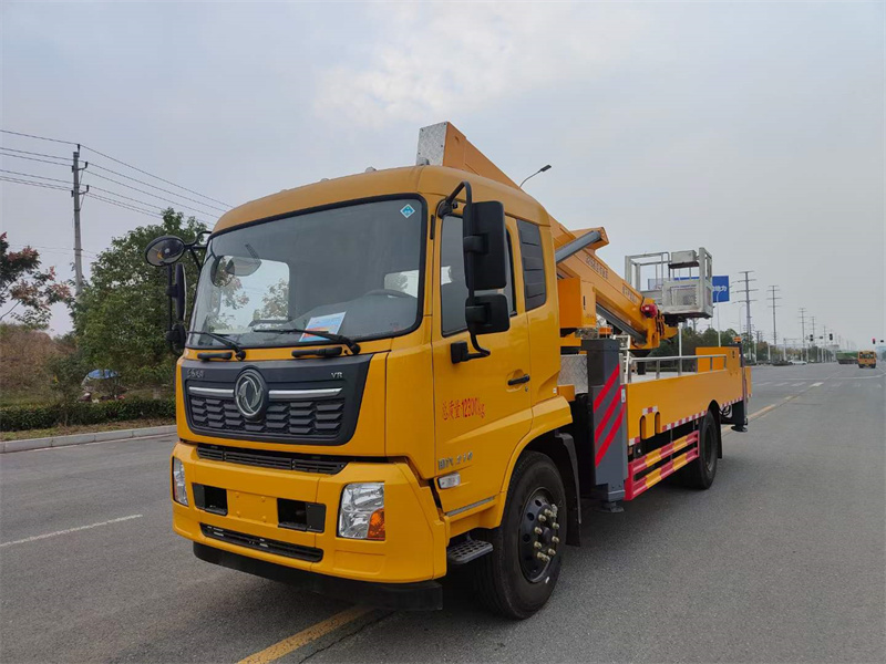 東風天錦32米高空作業(yè)車