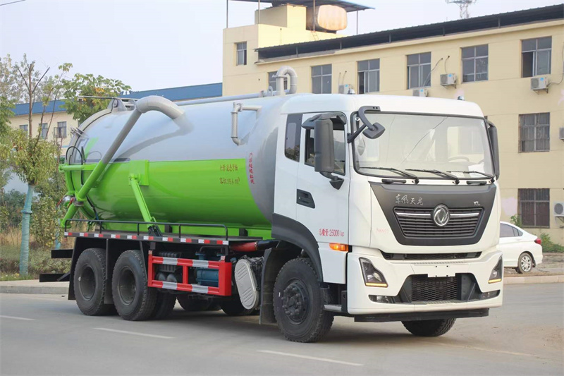 東風(fēng)天龍后雙橋20方吸污車