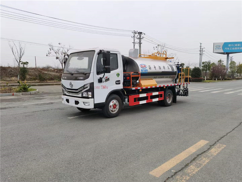 4.2方智能型瀝青灑布車