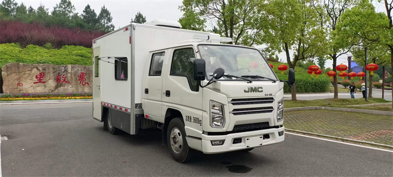 高速路社區(qū)移動核酸取樣車